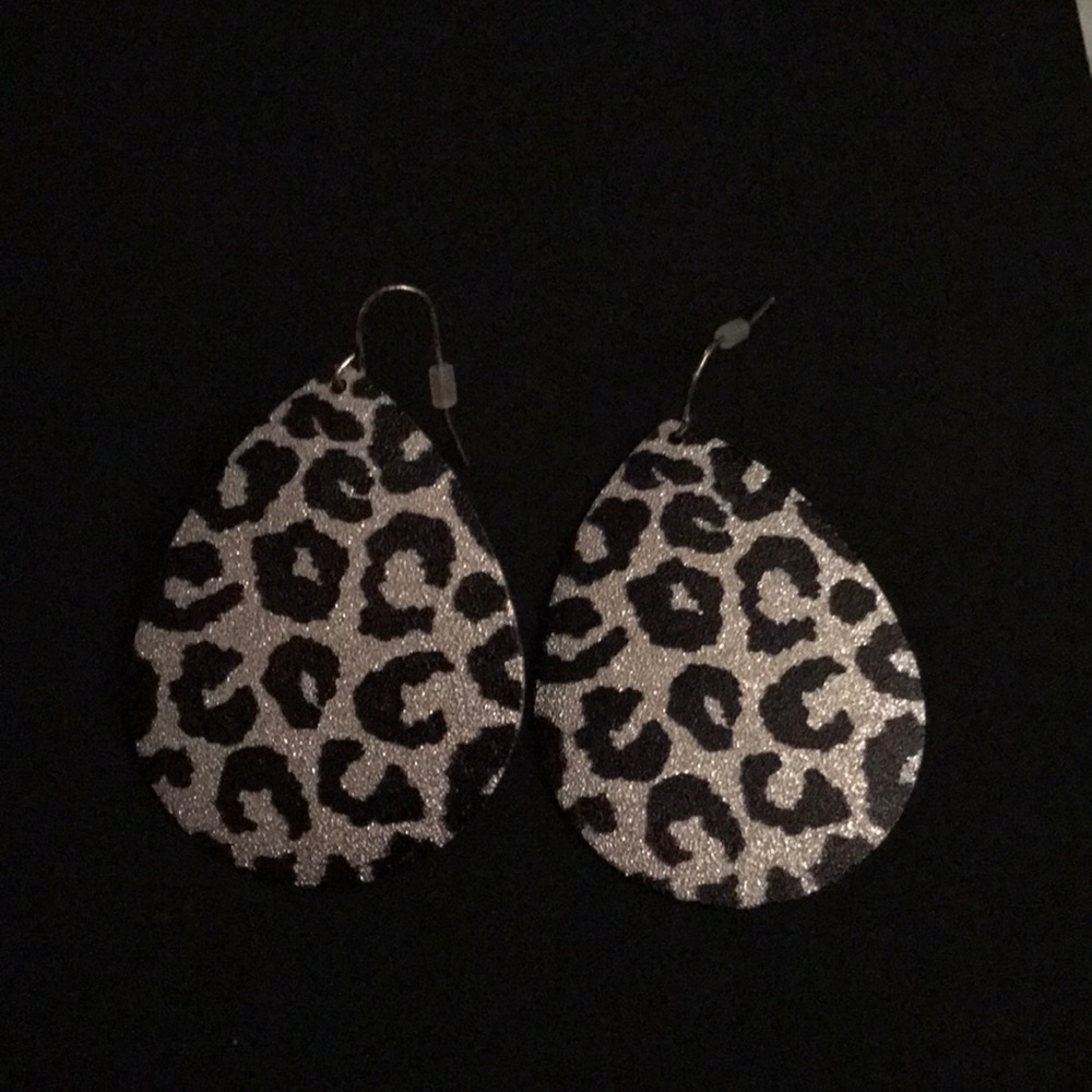 Black and white earrings